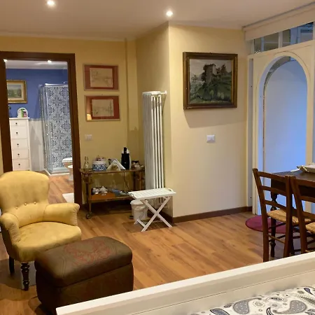 Bed & Breakfast Camera Matrimoniale In Liberty A Como